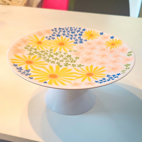 Round floral plastic - plastic, cake