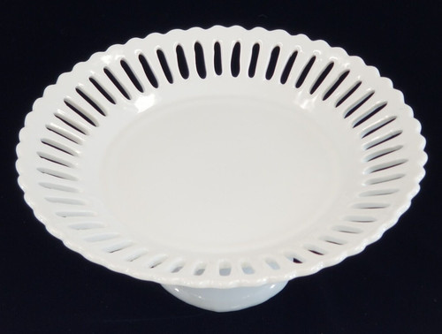 White porcelain pedestal cake - white,