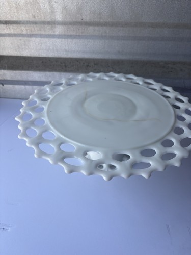 Vintage milk glass - milk, stand